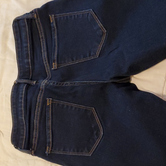 Old Navy Rockstar super skinny jeans - Picture 3 of 6